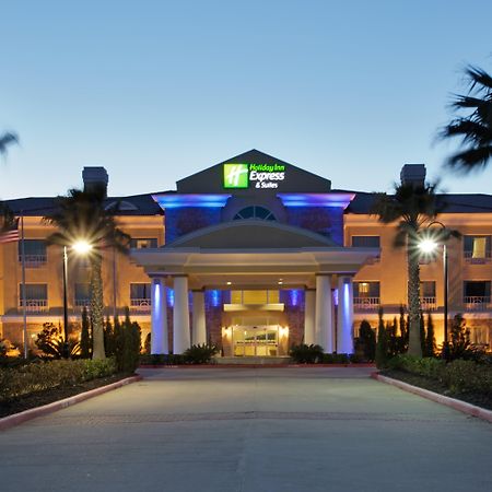 Holiday Inn Express Pearland By Ihg Exterior photo