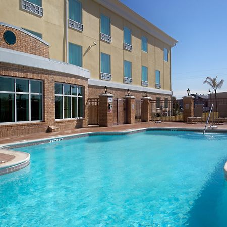 Holiday Inn Express Pearland By Ihg Exterior photo
