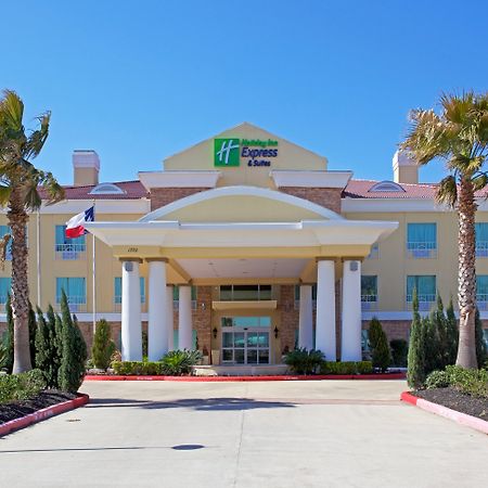 Holiday Inn Express Pearland By Ihg Exterior photo