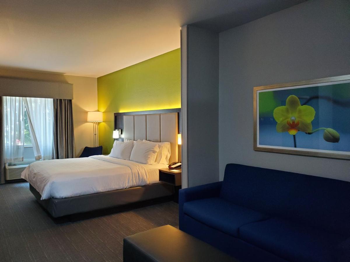 Holiday Inn Express Pearland By Ihg Exterior photo
